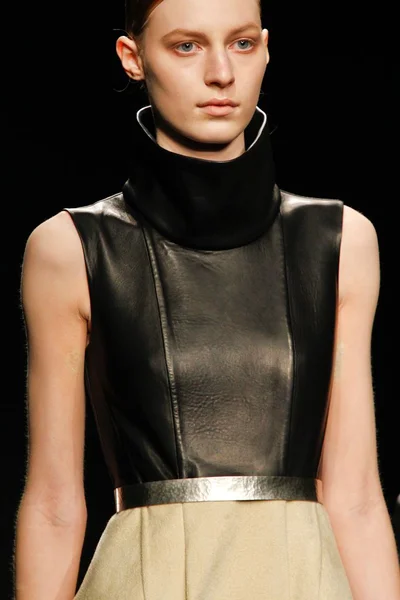 Look 22